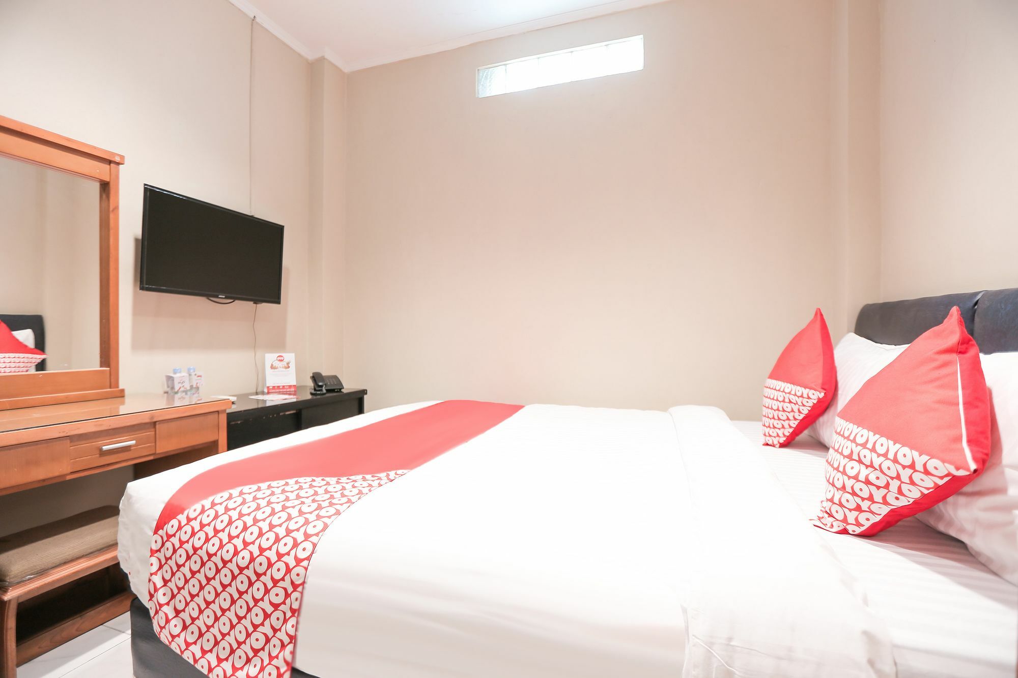 Oyo 117 Blueberry Homestay Джакарта Экстерьер фото